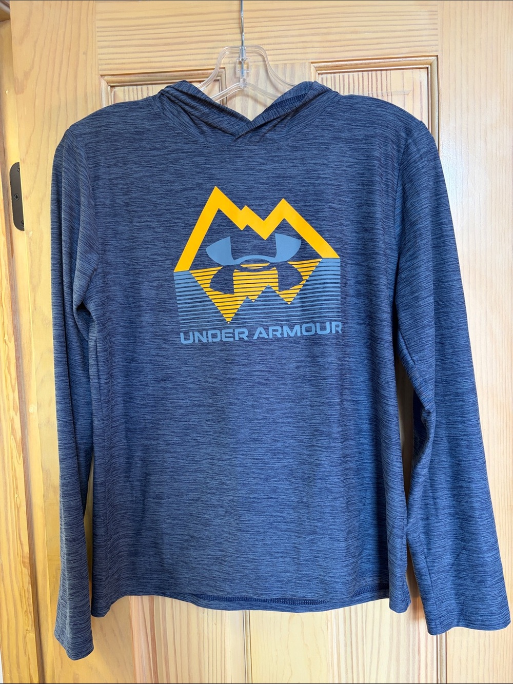 Under Armour Kids' Blue Hooded Long-Sleeve Shirt with Yellow Logo Youth Large